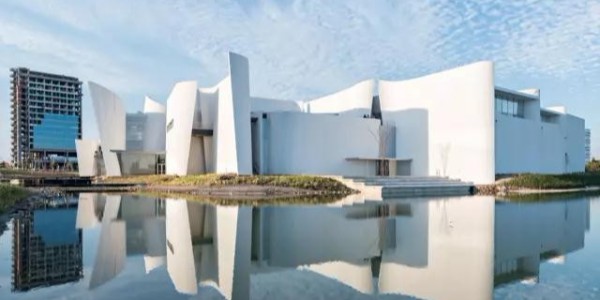 普利茲克建筑大師的浪漫杰作，混凝土竟然也能“此刻盡絲滑”？